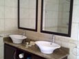 En-suite bathroom 4